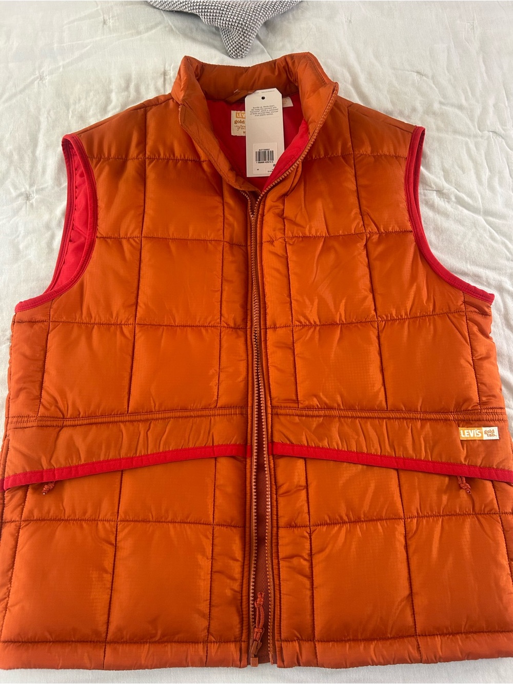 NWT Levi's Gold Tab Pastime Insulated Puffer Vest medium